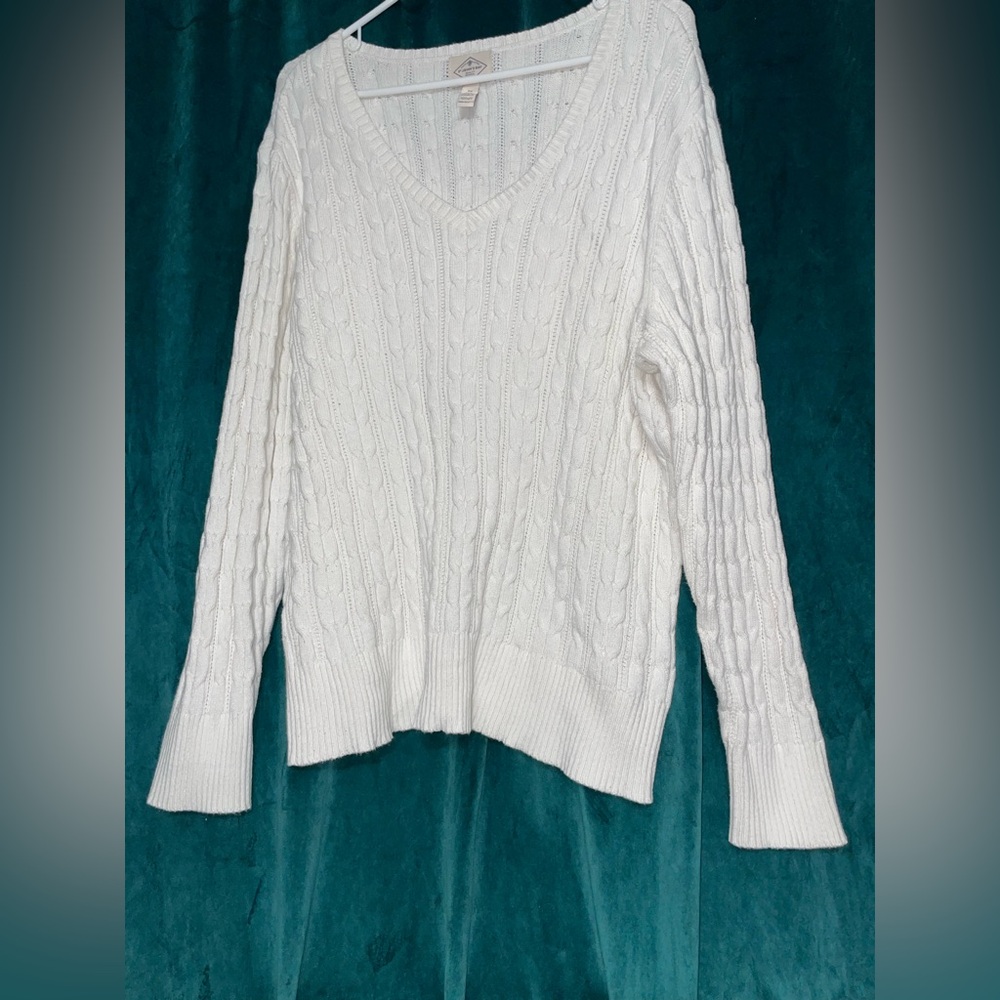 St. John's Bay Cream V-Neck Sweater